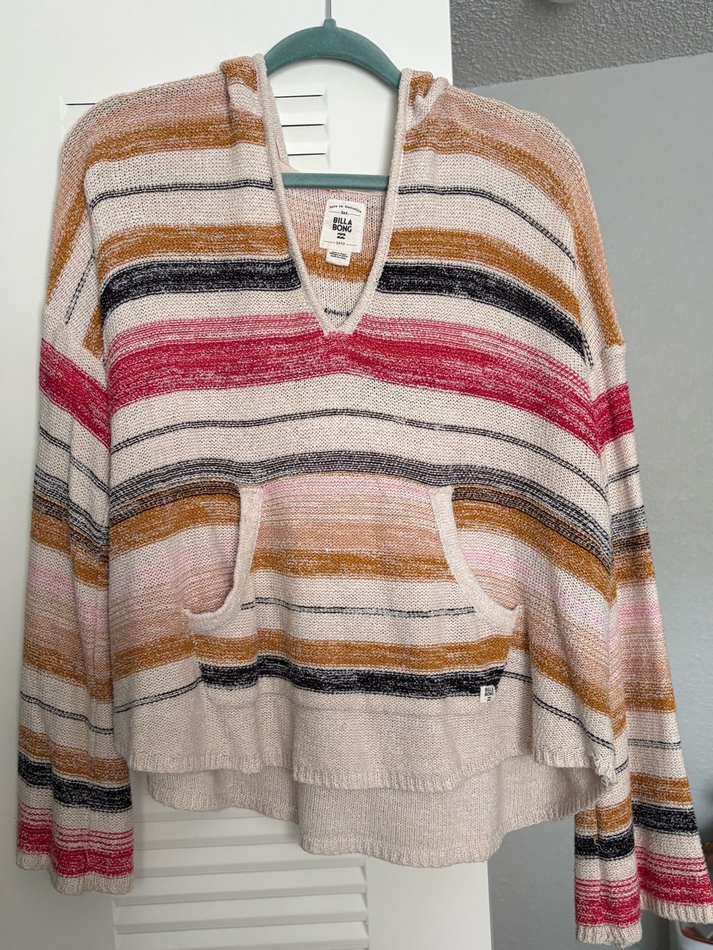 Billabong Striped V-Neck Hoodie Sweater in Cream, Pink & Tan